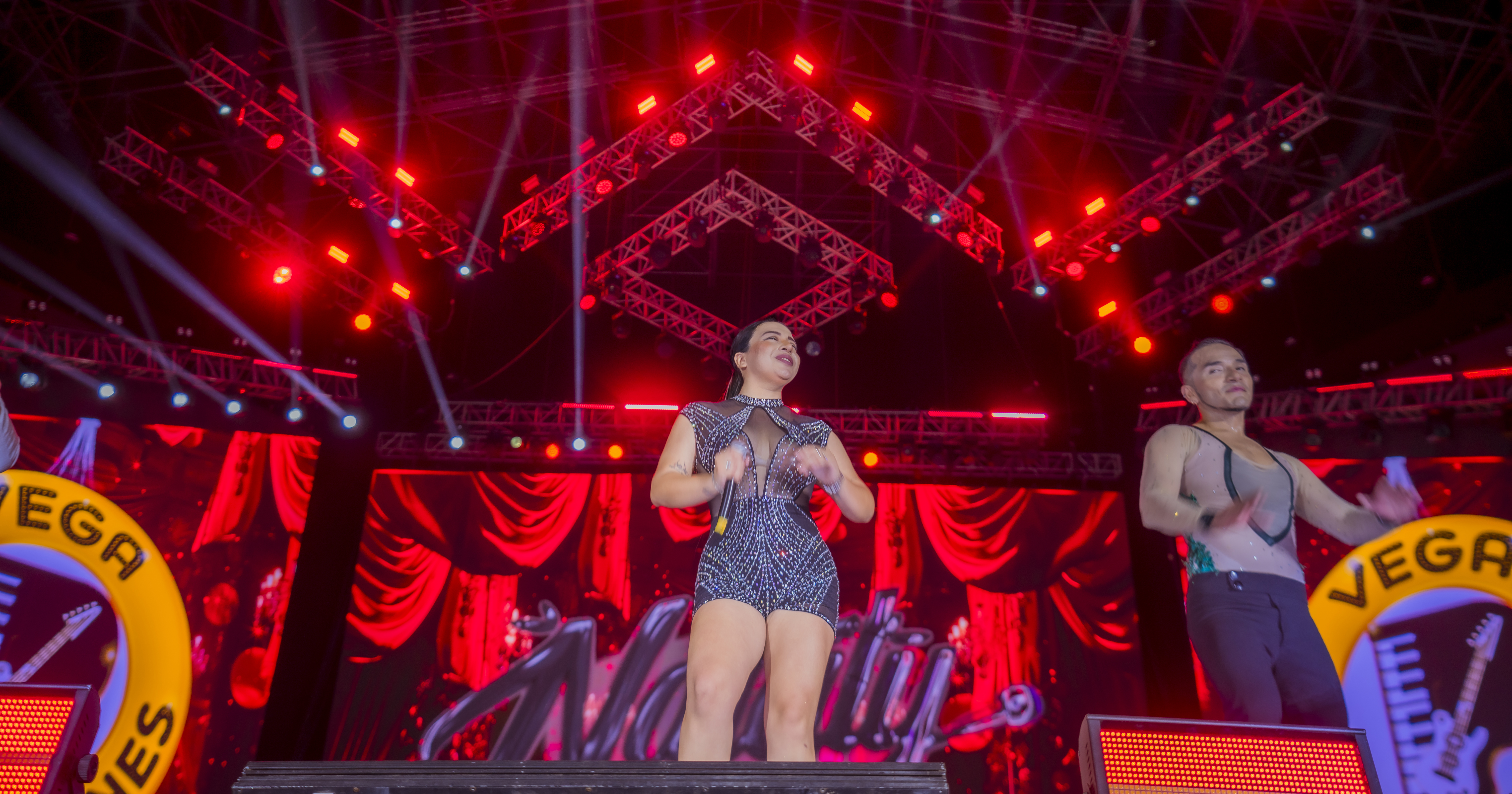 Nataly Ramirez y Orquesta